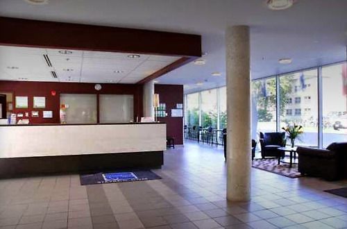 Aparthotel & Conference Centre - Downtown