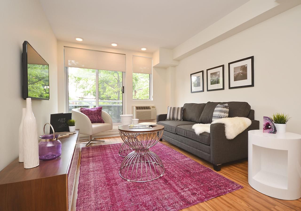 Liv Extended 4* Ottawa