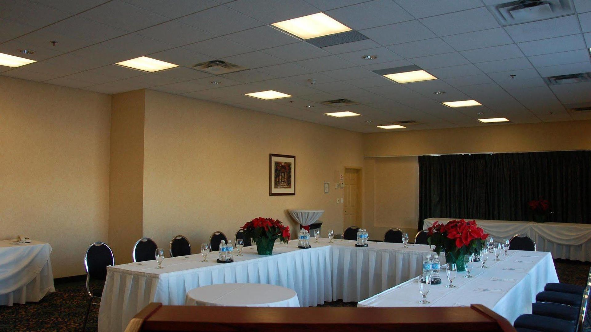 Hotel Hampton By Hilton Ottawa