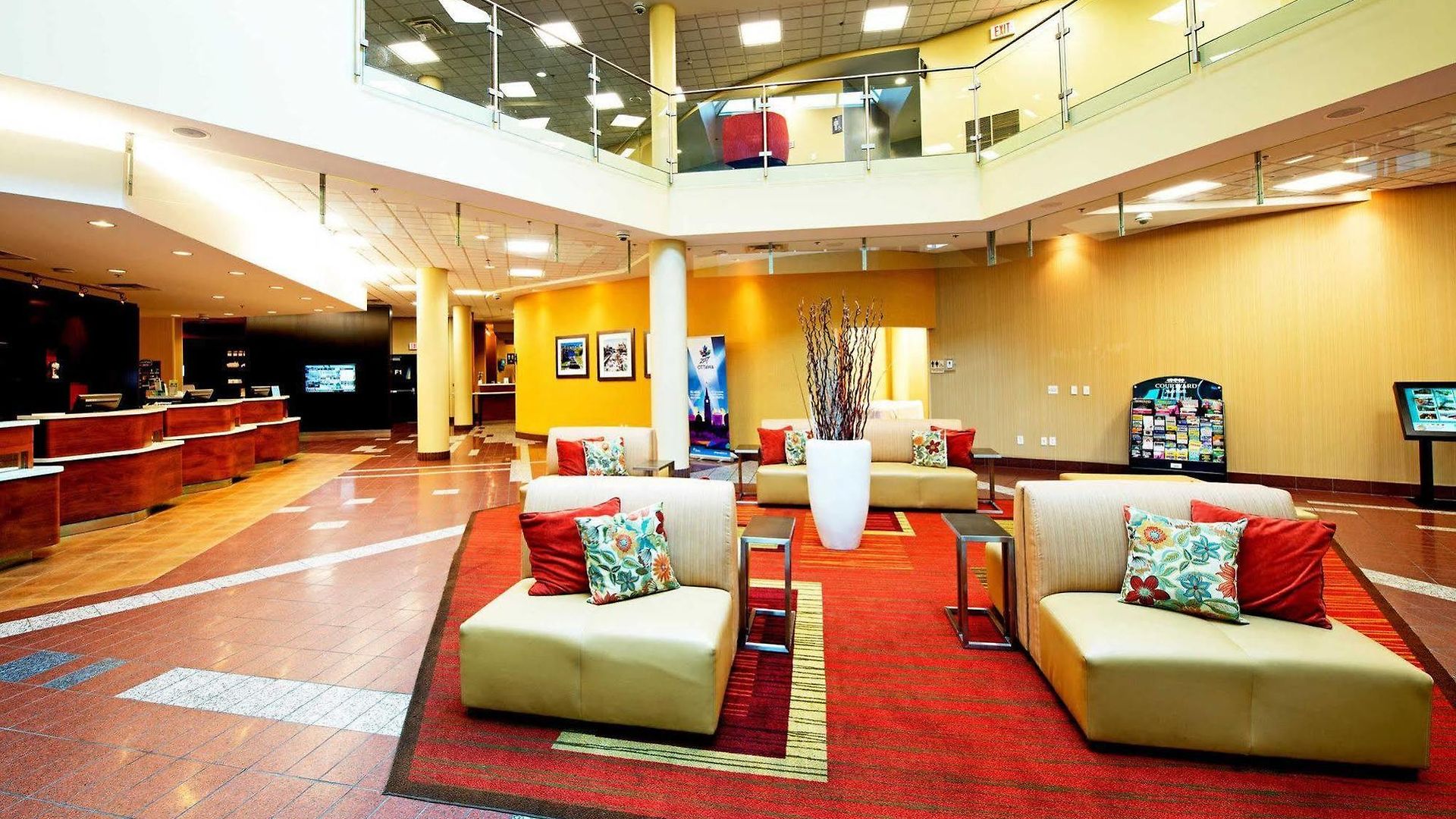 Courtyard By Marriott East 3*