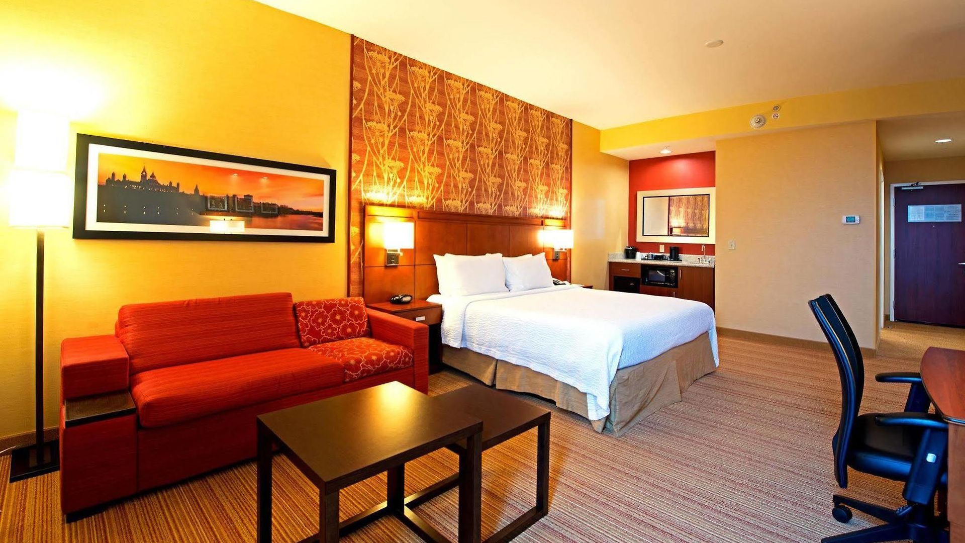 Courtyard By Marriott East Hotel Ottawa