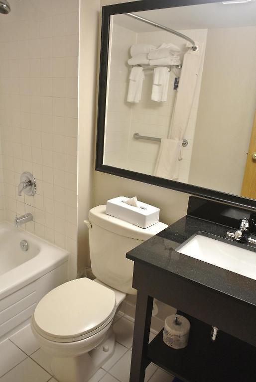 Hotel Travelodge By Wyndham East 3*