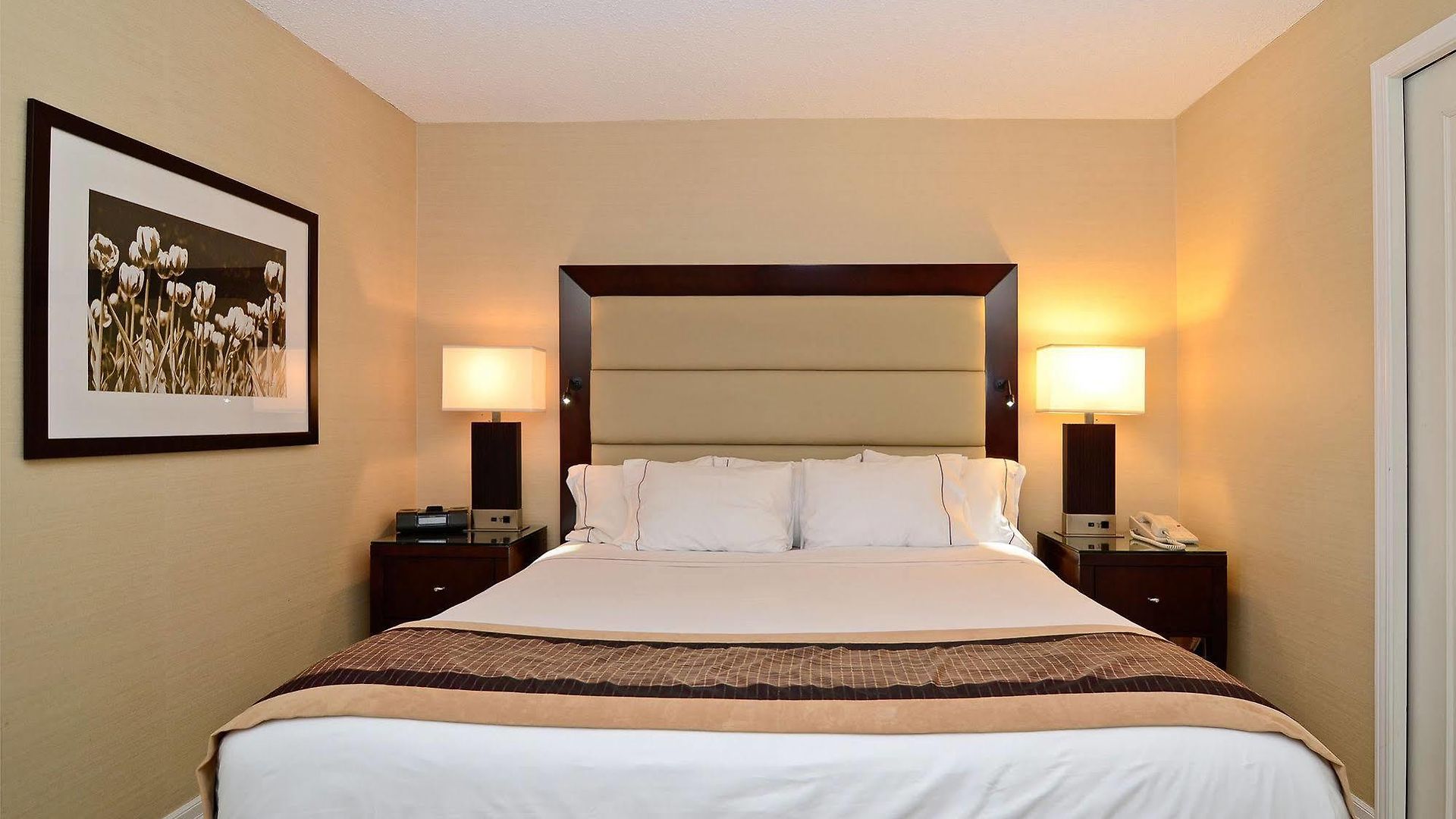At Bay Hotel 3*
