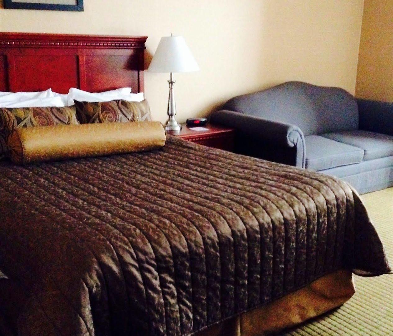 Welcominns Ottawa