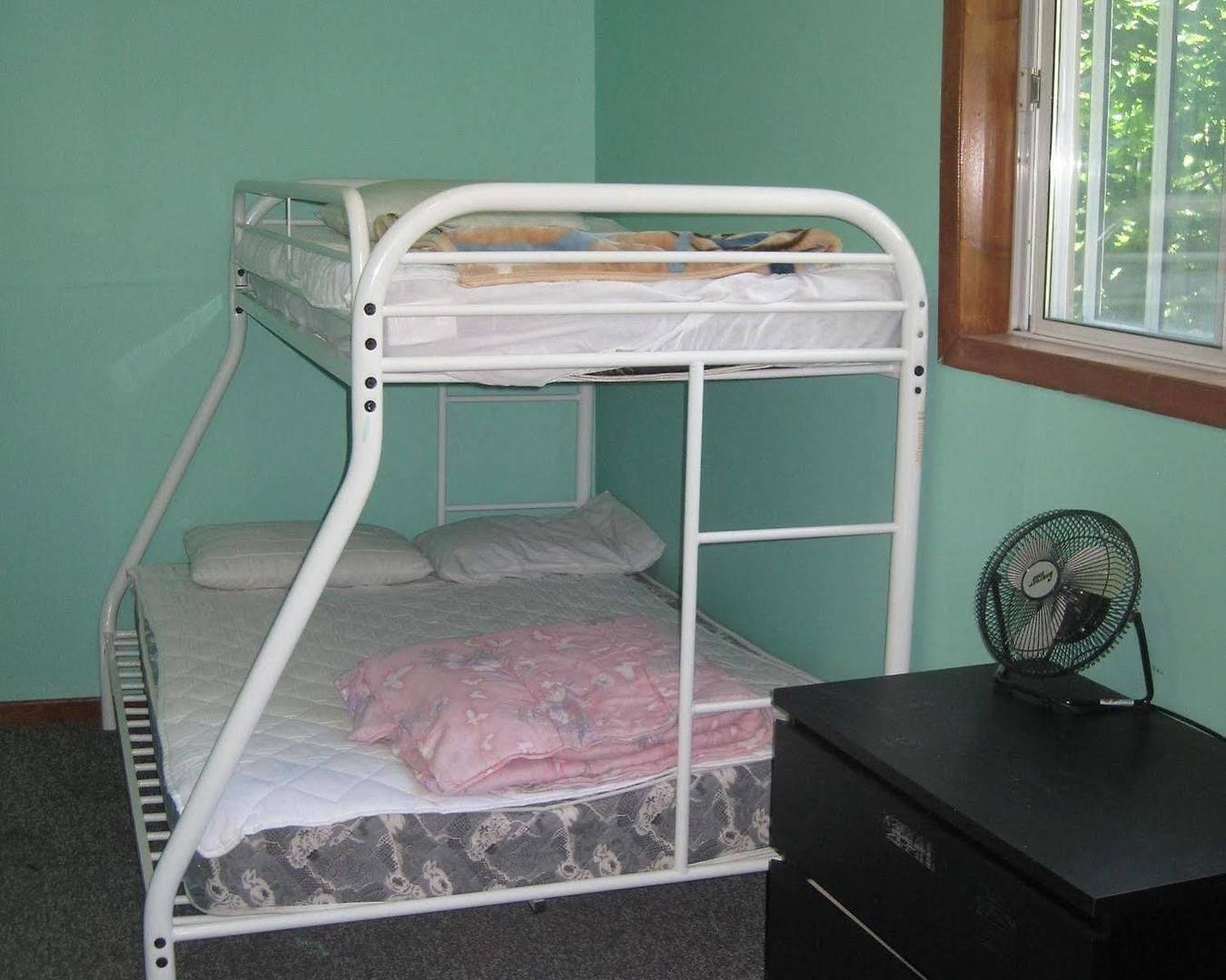 Backpackers * Ottawa