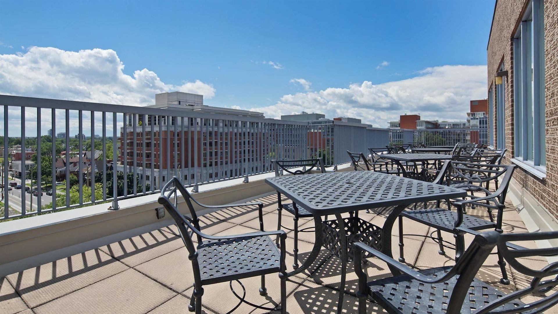 Western Downtown Hotel 3*