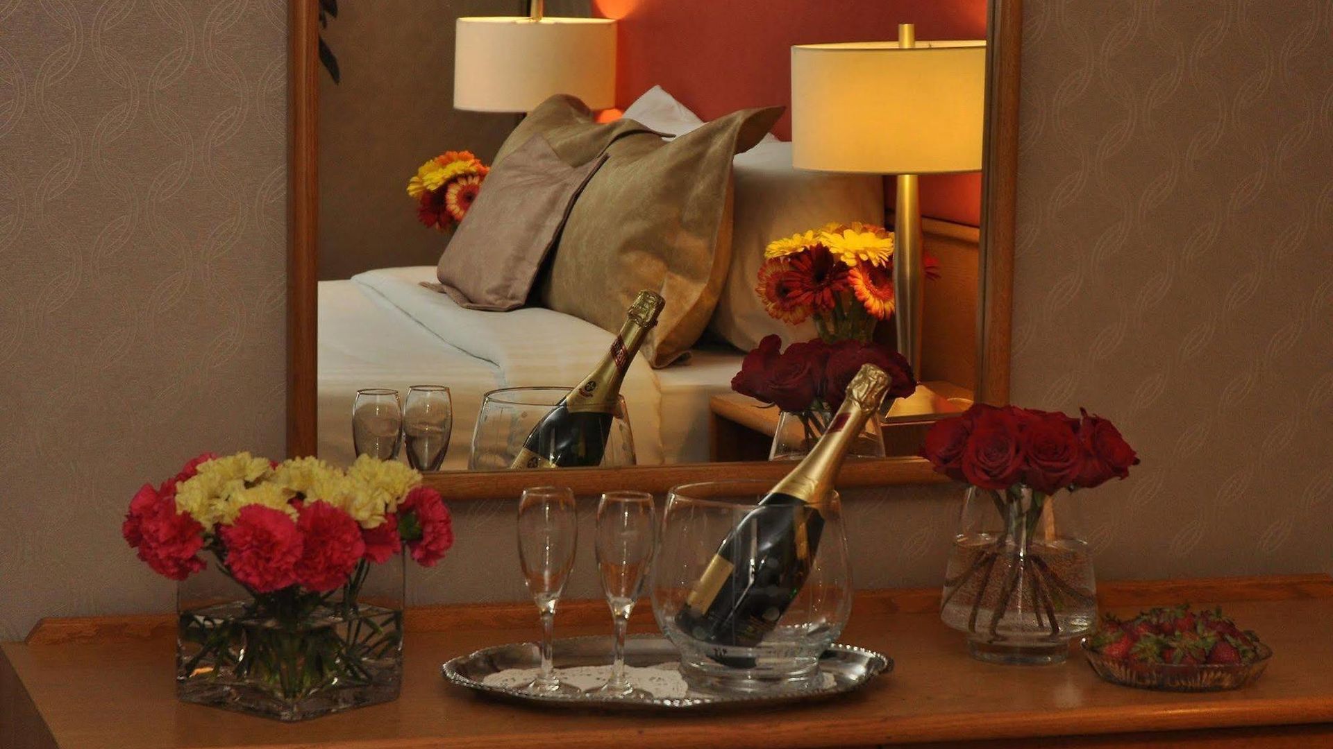 Cartier Place Hotel