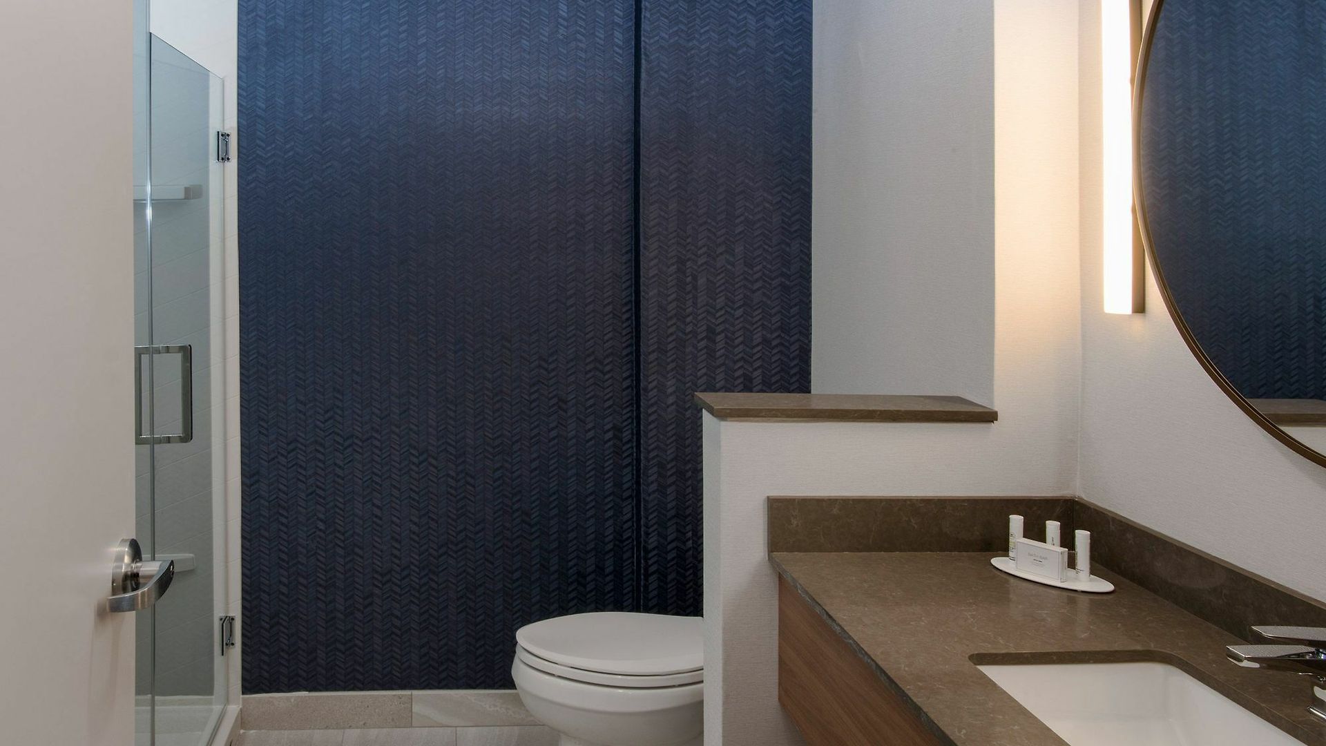 Hotel Fairfield & By Marriott Airport Ottawa
