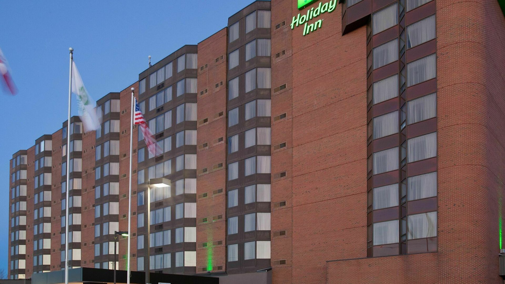 East By Ihg Ottawa