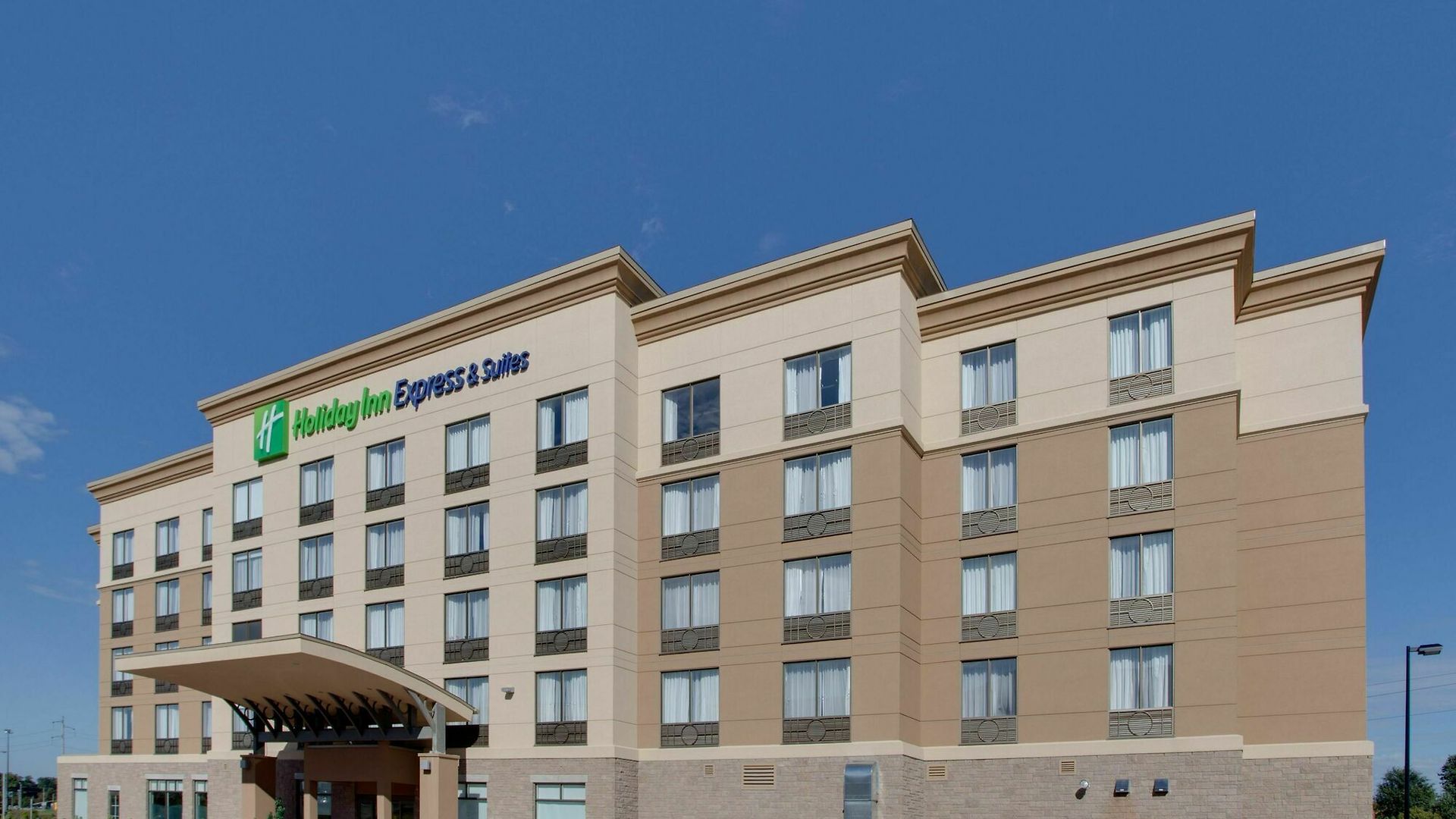 East By Ihg 4*