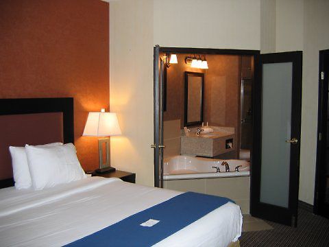 Express & West - Nepean By Ihg