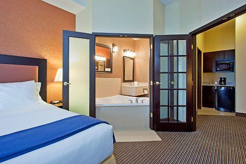 Hotel Express & West - Nepean By Ihg
