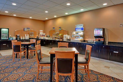 Express & West - Nepean By Ihg 2* Ottawa