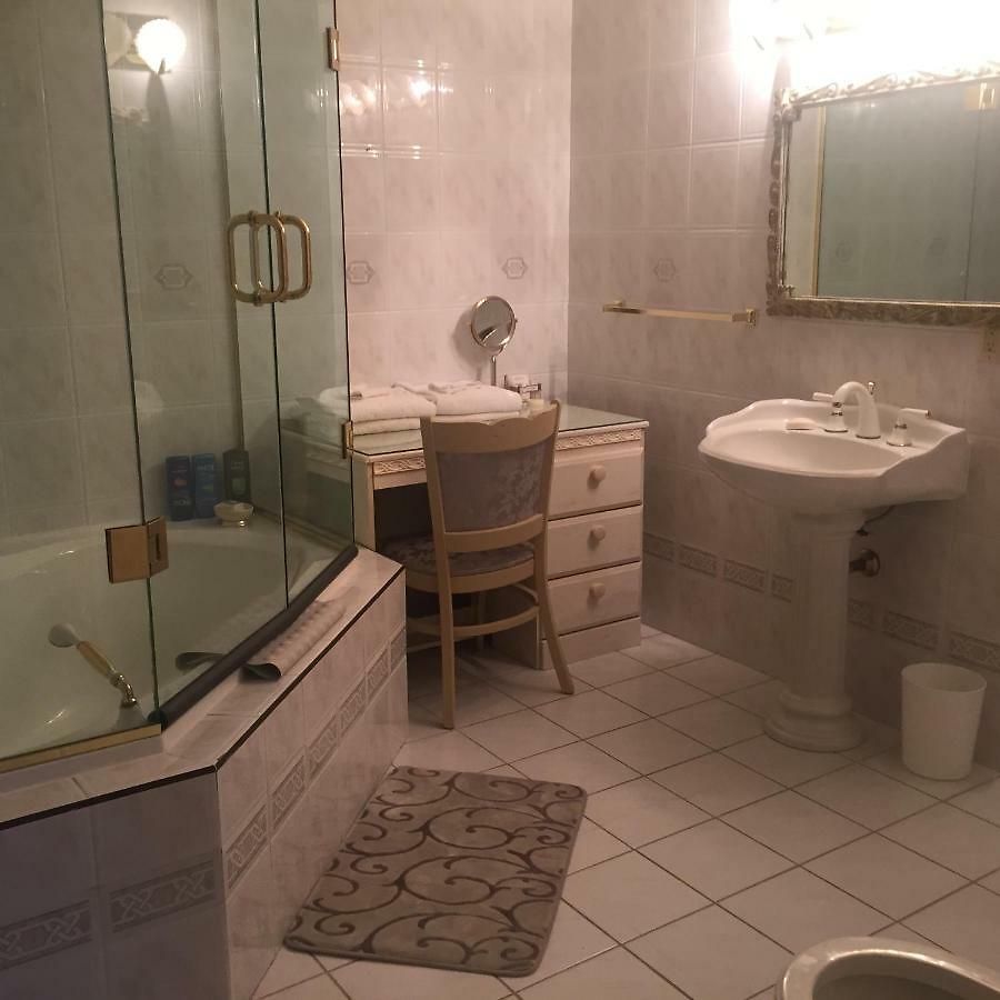 Guest house Country View Manor 3*