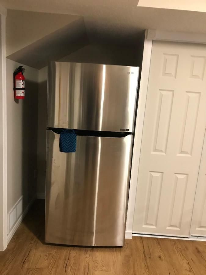 Self Check-in Spacious With Full Kitchen Ottawa