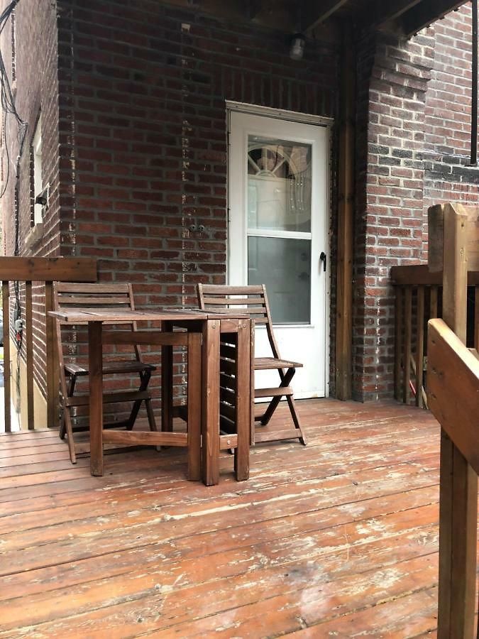 Apartment Beautiful, Clean, Quiet 2 Br-in Downtown Ottawa. Parking, Wifi And Netflix Included *