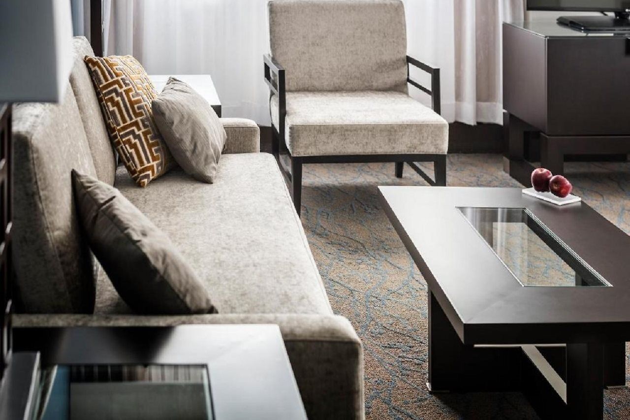 Embassy & 3* Ottawa