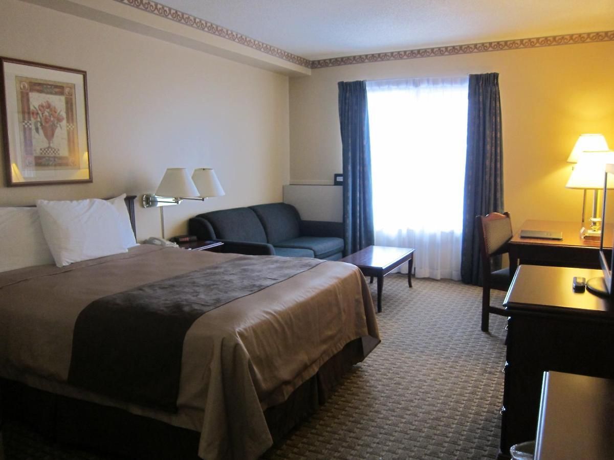 Travelodge By Wyndham West Hotel 3*