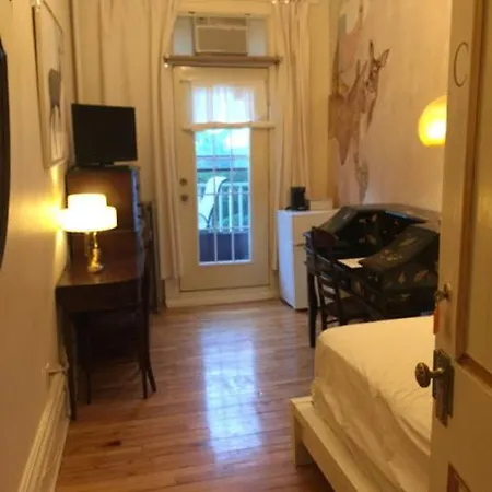 Bed & Breakfast Gold Door