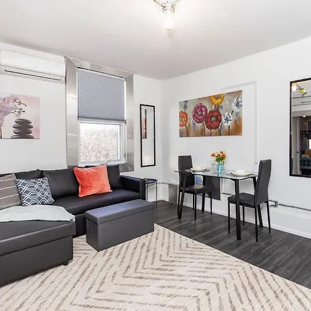 Prime Walk Location - Boutique 1br - Byward Market! * Ottawa