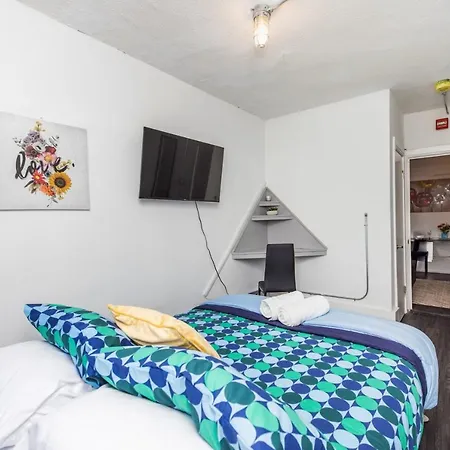 Apartment Prime Walk Location - Boutique 1br - Byward Market!