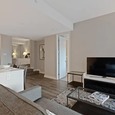Soho Residences Champagne Aparthotel 4*