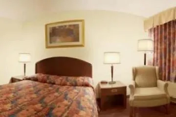 Travelodge By Wyndham East 3* Ottawa