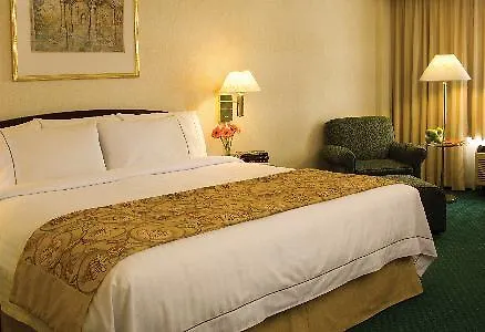 Courtyard By Marriott Downtown Hotel Ottawa