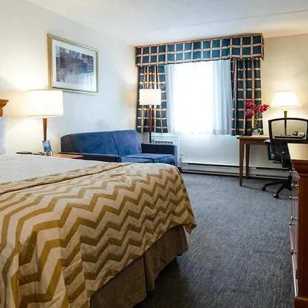 Travelodge By Wyndham East