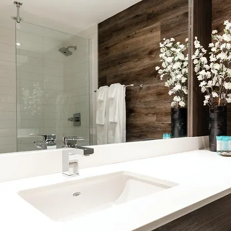 Hotel Welcominns Ottawa