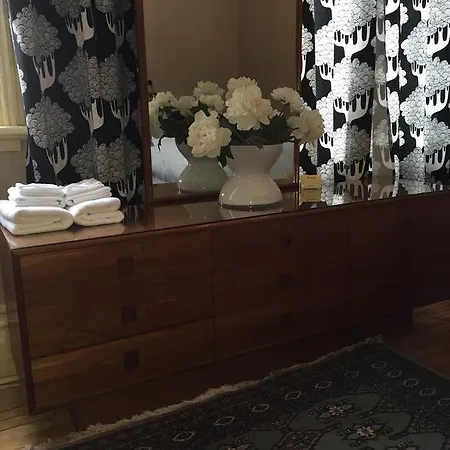 Bed & Breakfast Gold Door Ottawa