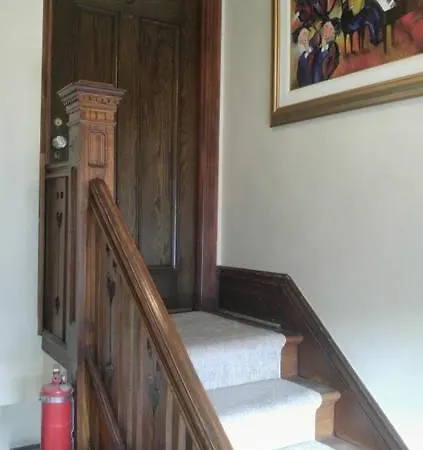 Bed & Breakfast Ashbury House 4*
