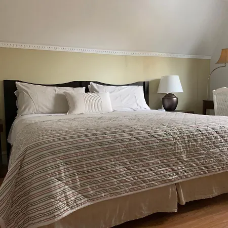 Bed & Breakfast Rideau 3*