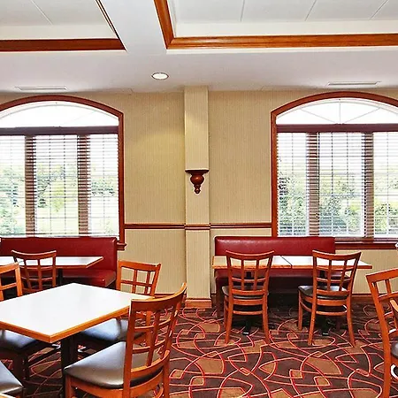 Hotel Fairfield & By Marriott Kanata Ottawa