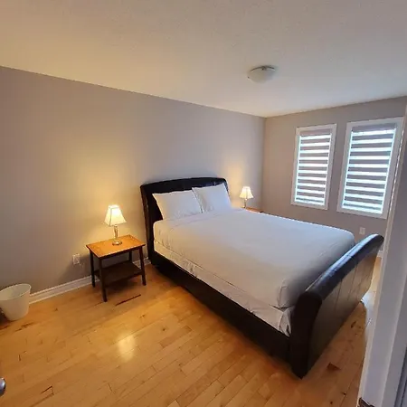 Cozy 3 Bedroom Town House 20 Min From Down Town And Airport