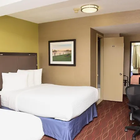 Days By Wyndham Hotel Ottawa