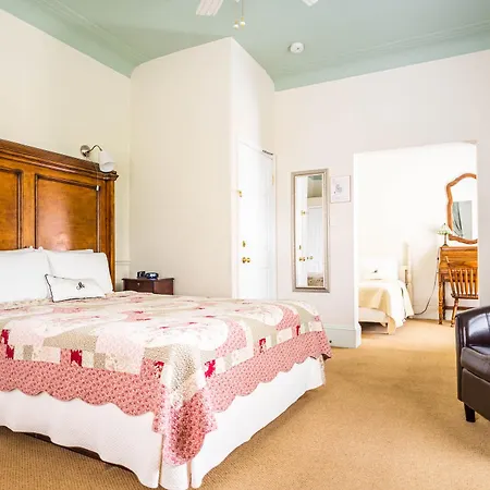 Bed & Breakfast Mcgee's