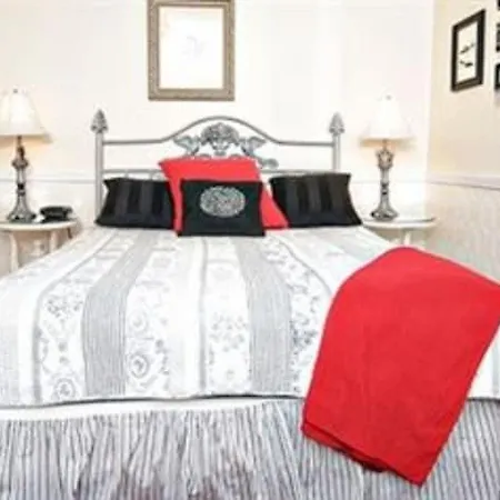 Bed & Breakfast Mcgee's 3*