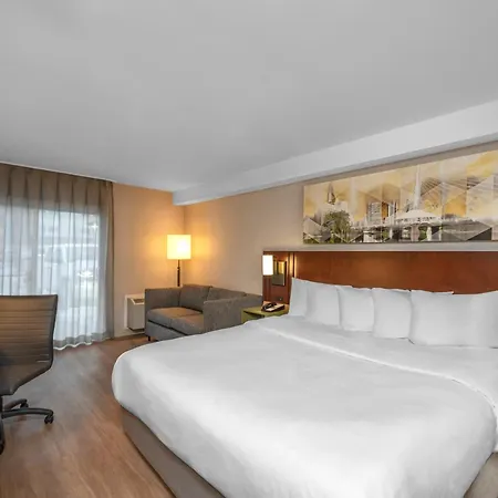 Comfort Kanata West 4* Ottawa