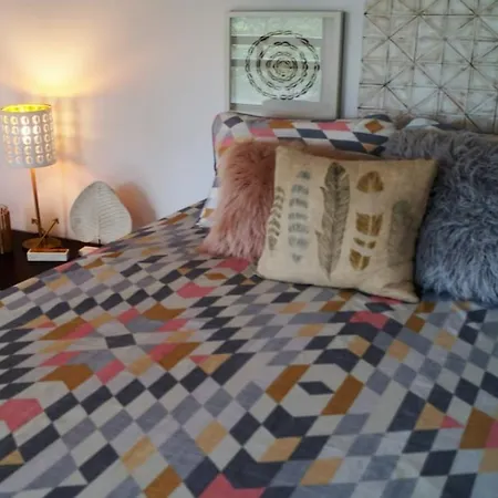 & Ottawa-downtown Hotel 3*