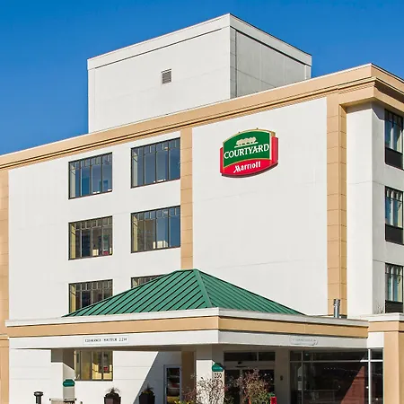 Courtyard By Marriott Downtown 3*