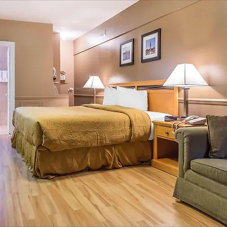 Lodge Econo Downtown *