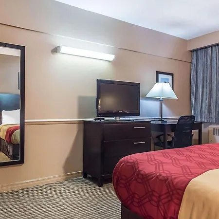 Lodge Econo Downtown