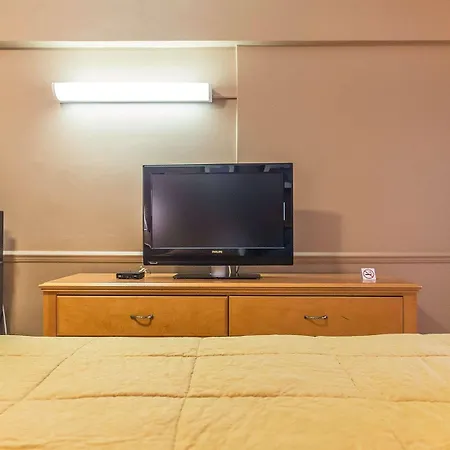 Econo Downtown Lodge