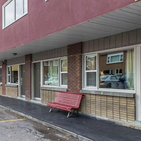 Econo Downtown * Ottawa