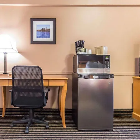 Lodge Econo Downtown Ottawa
