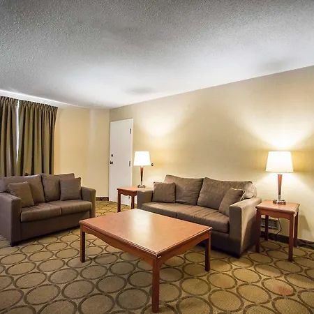 Inn Comfort Kanata West 4*
