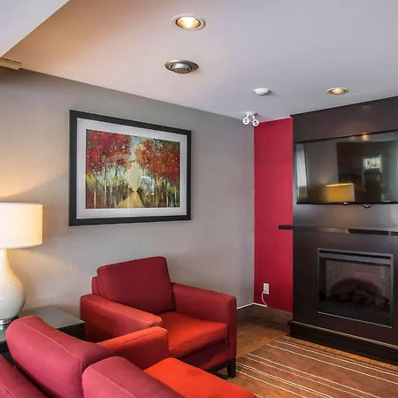 Comfort East Inn