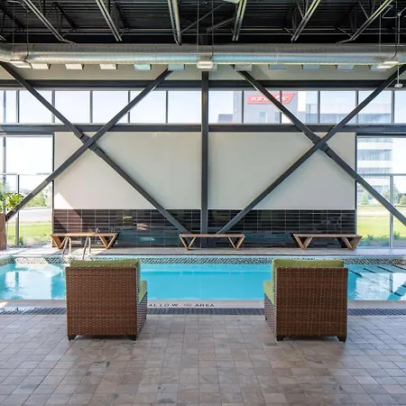 Hotel Wingate By Wyndham Kanata West 3*