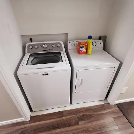 Apartment Beautiful 3 Bedroom House